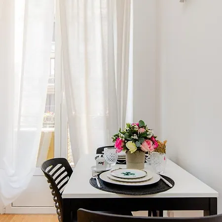 Schiaparelli 4 * Μιλάνο