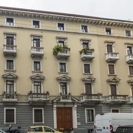 Easylife - - Kramer 33 - Porta Venezia Апартаменты *