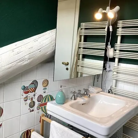 公寓 Attic With Terrace And Chimney 米兰