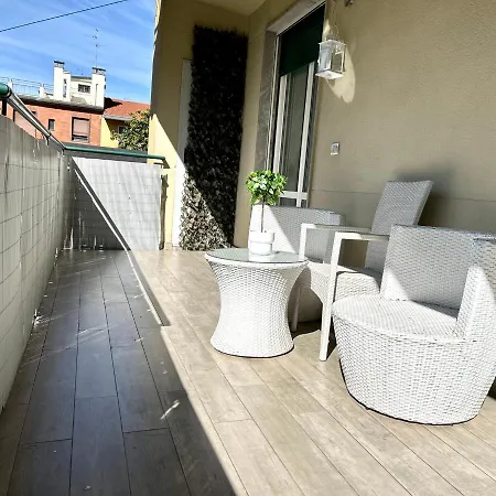 Sismondi New * Milano