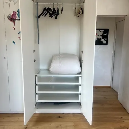 Tricolore Pensionat 3*