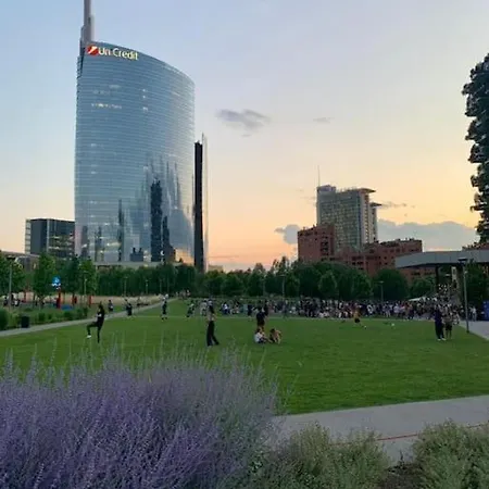 Splendido Bilocale In Zona *