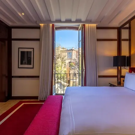 Отель Portrait - Lungarno Collection