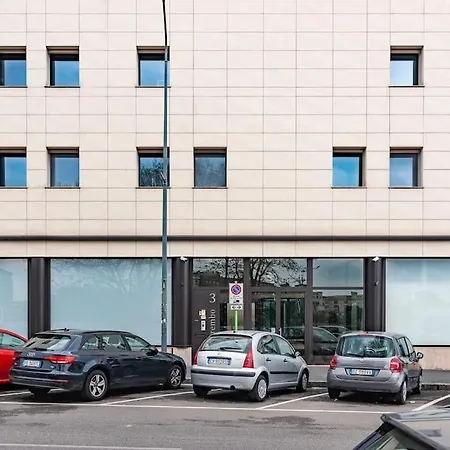 Splendido Bilocale Corso Lodi * Milan