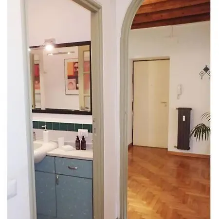 Apartment Urban House - Elegant Apartment Brera Milan Center