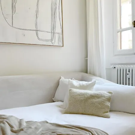 Casa Unica - Typical & Charming - Navigli Ii *