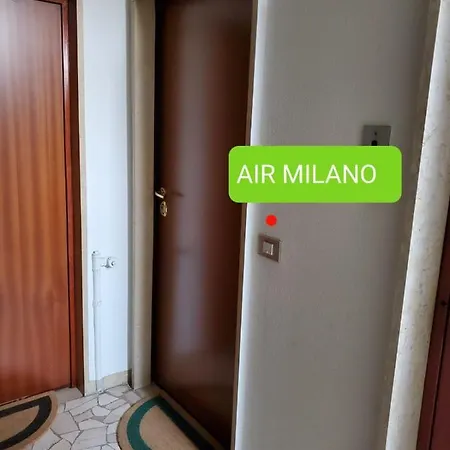 Grazioso Metro Vicinissima Facile Per Arrivare A Duomo Apartamento Milán