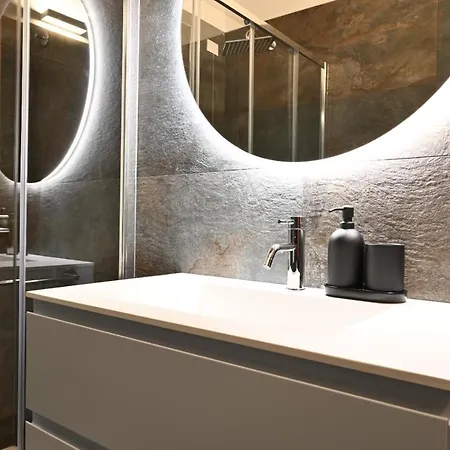 Le Guglie In Piazza Castello - Centro Storico Apartment Milan