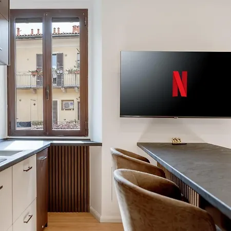 Bilocale Moderno - Center Милан