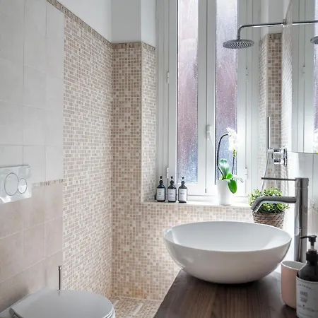 Stazione - Duomo - Comfort, Wifi E Netflix A Διαμέρισμα