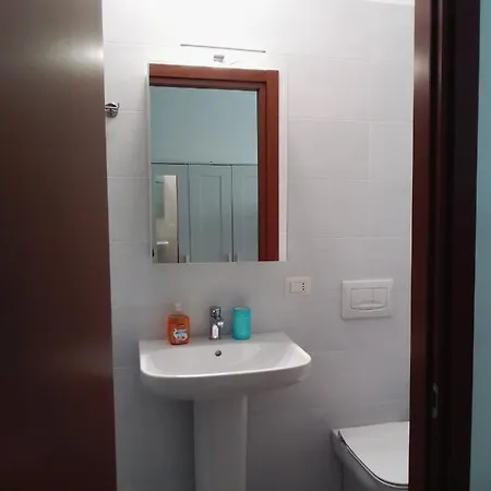 ゲストハウス Gigli, Con Cucina In Comune E Terrazza