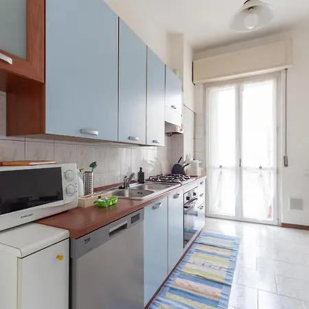Apartment House Romana Center Milan
