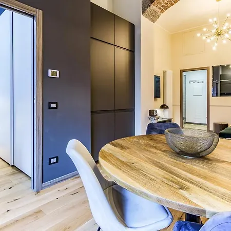 Bligny 4pax Wifi Bocconi District Милан