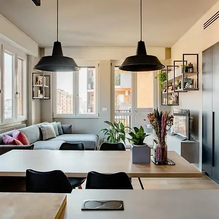 Quarto em Acomodações Particulares Una Stanza Silenziosa Nel Cuore Dei Navigli *