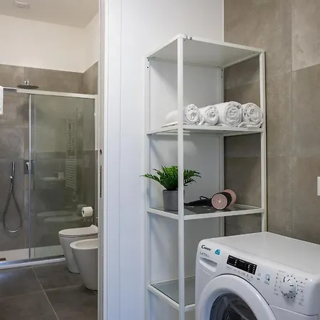 Navigli - Center Modern Suite, Fast Wi-fi & Tram *