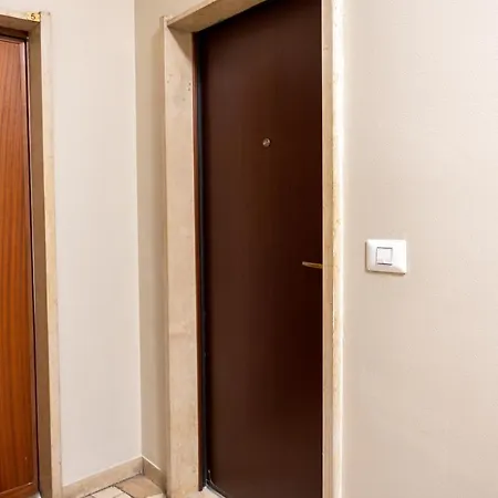 15min Metro Duomo - Rho Fiera - Skyscraper Kitchen * Mediolan