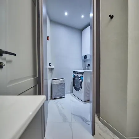 Luxury - Centre Apartment