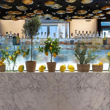 Park Hyatt Hotel 5*