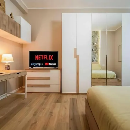 Apartamento Duomo A 10 Minuti - Self Check In Metro A 3 Minuti A Piedi