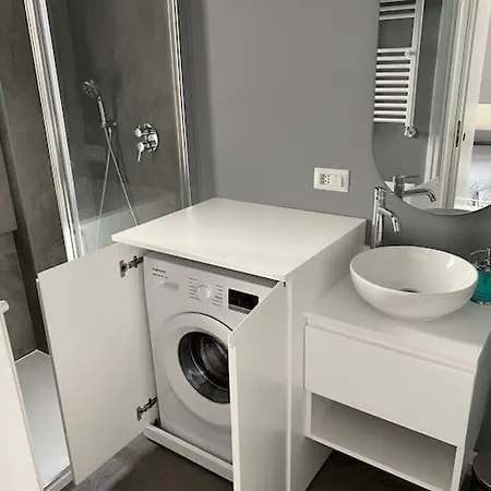 Paris Bordone House Mailand