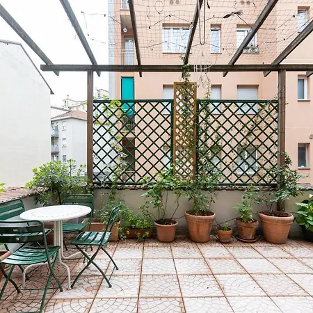 Apartment Beplace In Lotto Milan