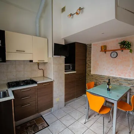 Accogliente A 8 Min Dallo Stadio San Siro E 15 Min Dal Centro Apartamento Milán