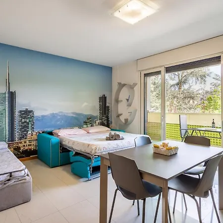 Maciachini, Zona Isola アパート ミラノ