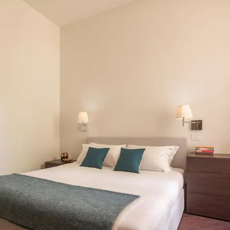 Sant'ambrogio Luxury R&r *