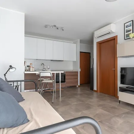 The Best Rent - Bright One-bedroom In Precotto Area 公寓 米兰
