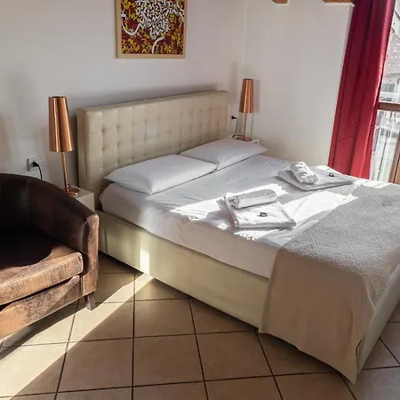 Apartment Bilocale Con Splendida Vista In Zona Bovisa *