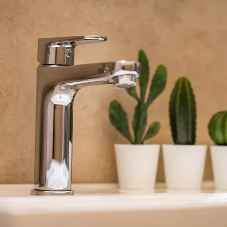 Duomo A 10 Minuti - Self Check In Metro A 3 Minuti A Piedi 公寓 *