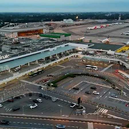 Duomo A 10 Minuti - Self Check In Metro A 3 Minuti A Piedi 米兰