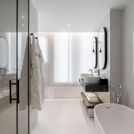 Radisson Collection Hotel, Santa Sofia Отель 5*