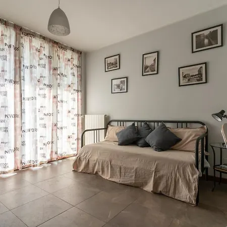 The Best Rent - Bright One-bedroom In Precotto Area * Milano