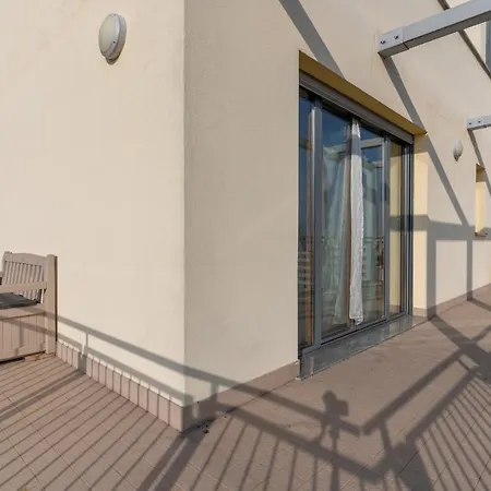 The Best Rent - Bright One-bedroom In Precotto Area Milano