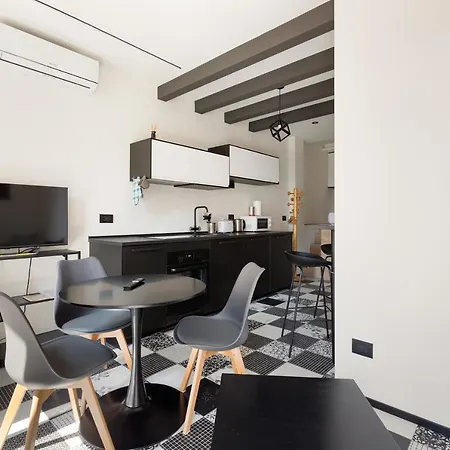 Apartman Guesthost - Renovated Apts *