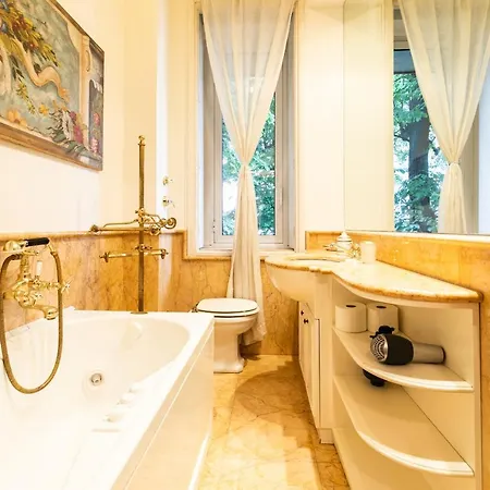 Klimt - Luxury Design Apartment