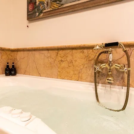 Klimt - Jacuzzi 5 Star - Luxury Design *