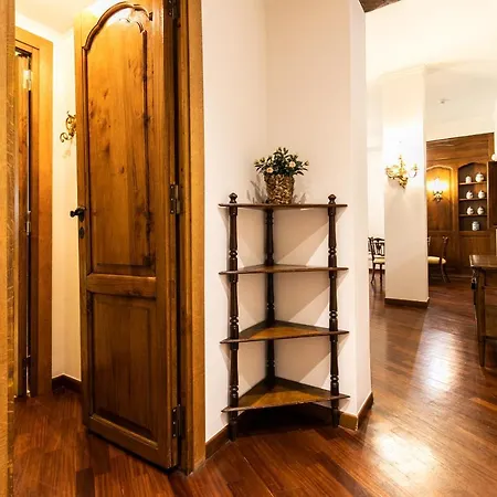 Klimt - Luxury Design Apartment