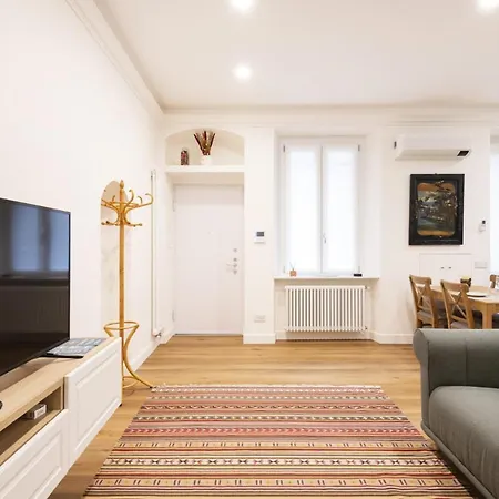 Easylife - - Gregorio 17 P2 - Porta Venezia Apartamento *