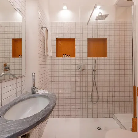 Bnbutler - Visconti Di Modrone - Piccolo Nido In Posizione Centralissima Appartement *