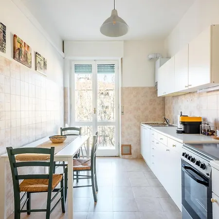 Apartment Luvi - Lorenteggio