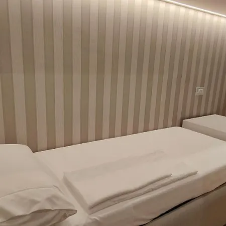 Marcora 6 G Luxury Living Apartment Milan