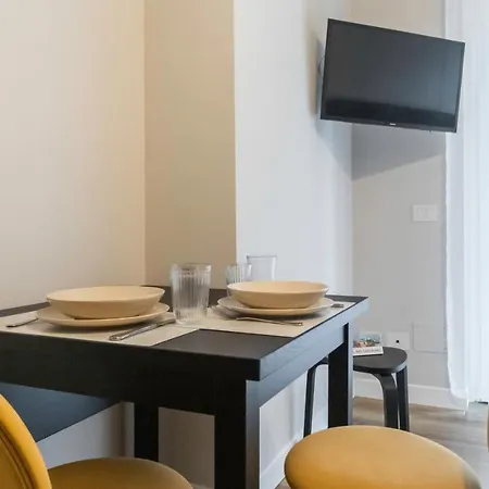 Italianway - Raffaello Sanzio 7 Apartment