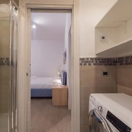 아파트 I Host - Montesuello 9