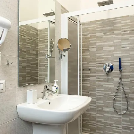 Leader 2 - Monzino - Hockey Msg Arena - Linate - *