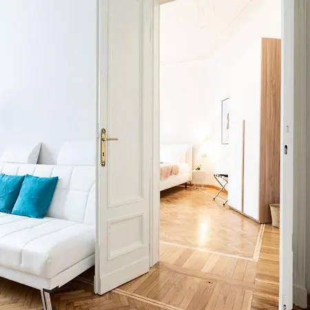 Collection Duomo 2 - Collection Apartment