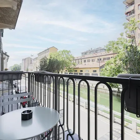 Apartament Easylife - Romantico Sui Navigli Mediolan