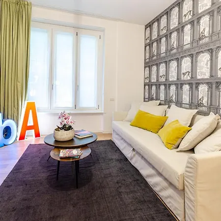 Design - Porta Romana - Duomo Apartment