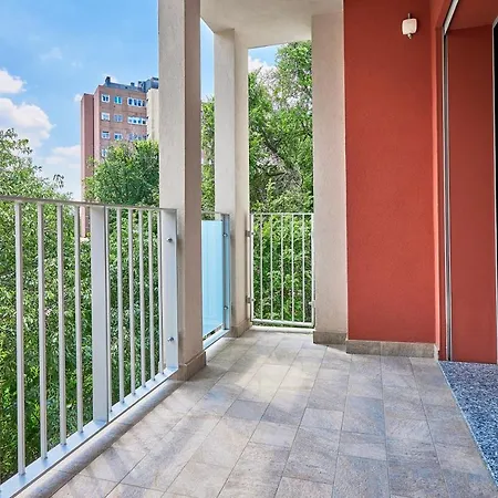 San Siro- Postumia Elyon Apartamento *